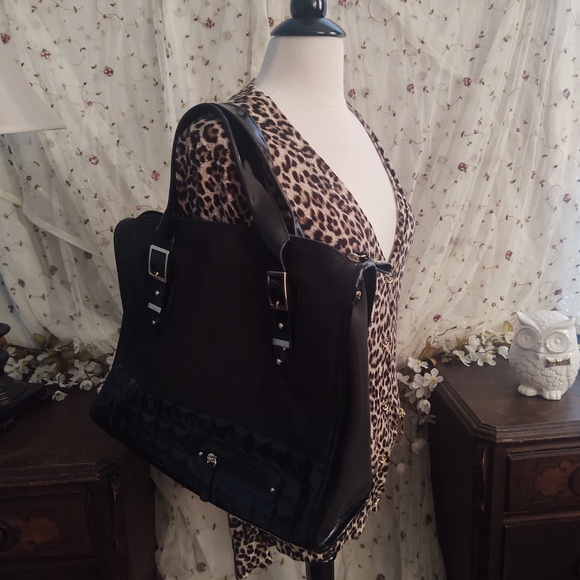 BCBG MaxAzria Tote Style Purse - Picture 2 of 13